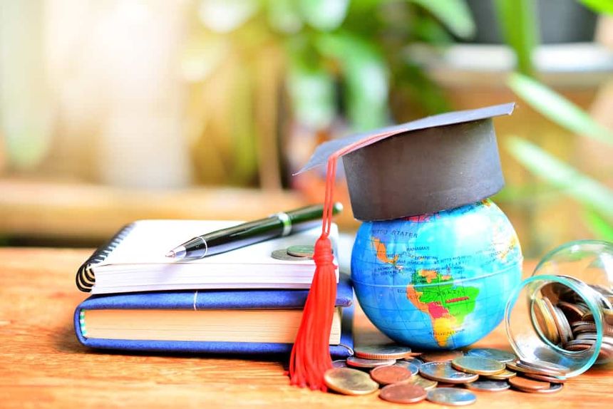 Postgraduate Scholarships for International Students in the USA
